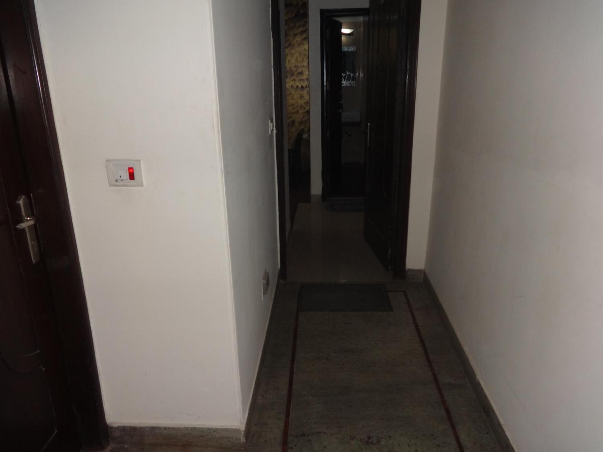 Hotel Mem International Nowe Delhi Zewnętrze zdjęcie