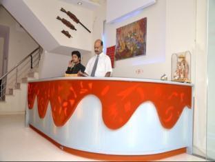 Hotel Mem International Nowe Delhi Zewnętrze zdjęcie