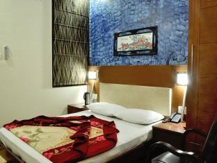 Hotel Mem International Nowe Delhi Zewnętrze zdjęcie